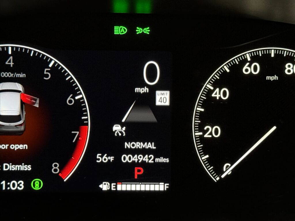プリウスの Mph ⇔ Km 表示、ODOメーター表示変更方法と走行距離の見方