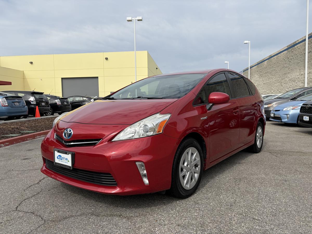 2013 TOYOTA PRIUS-V THREE
