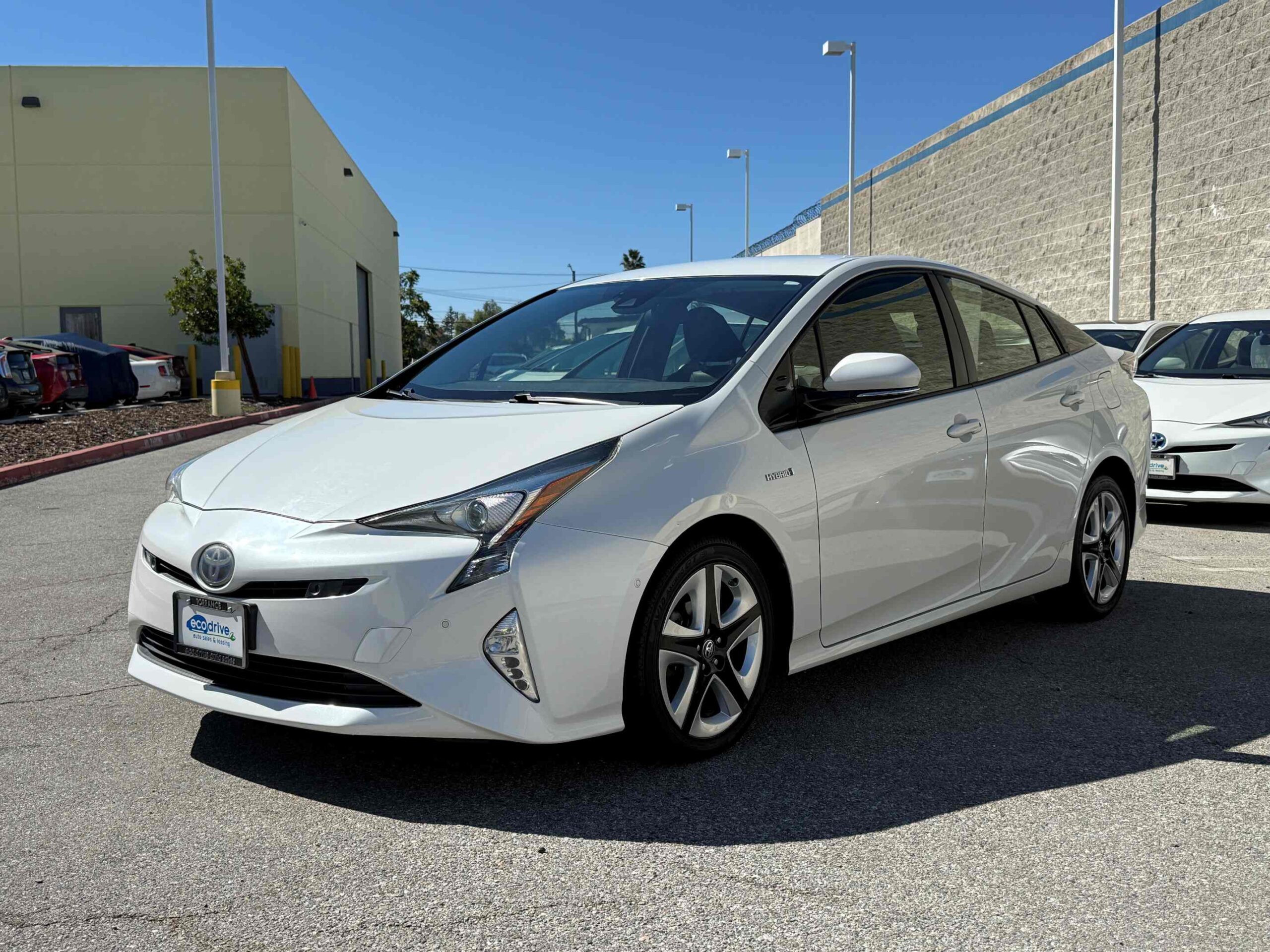 2017 TOYOTA PRIUS THREE TOURING