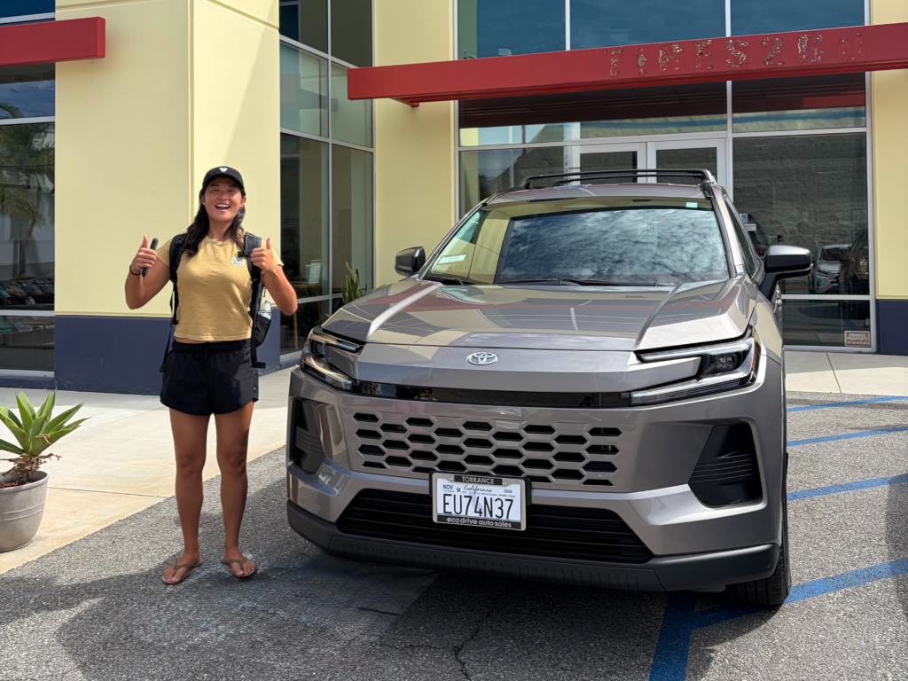 Vista在住 M様 新車RAV4 購入ありがとうございます。 | Eco Drive Auto