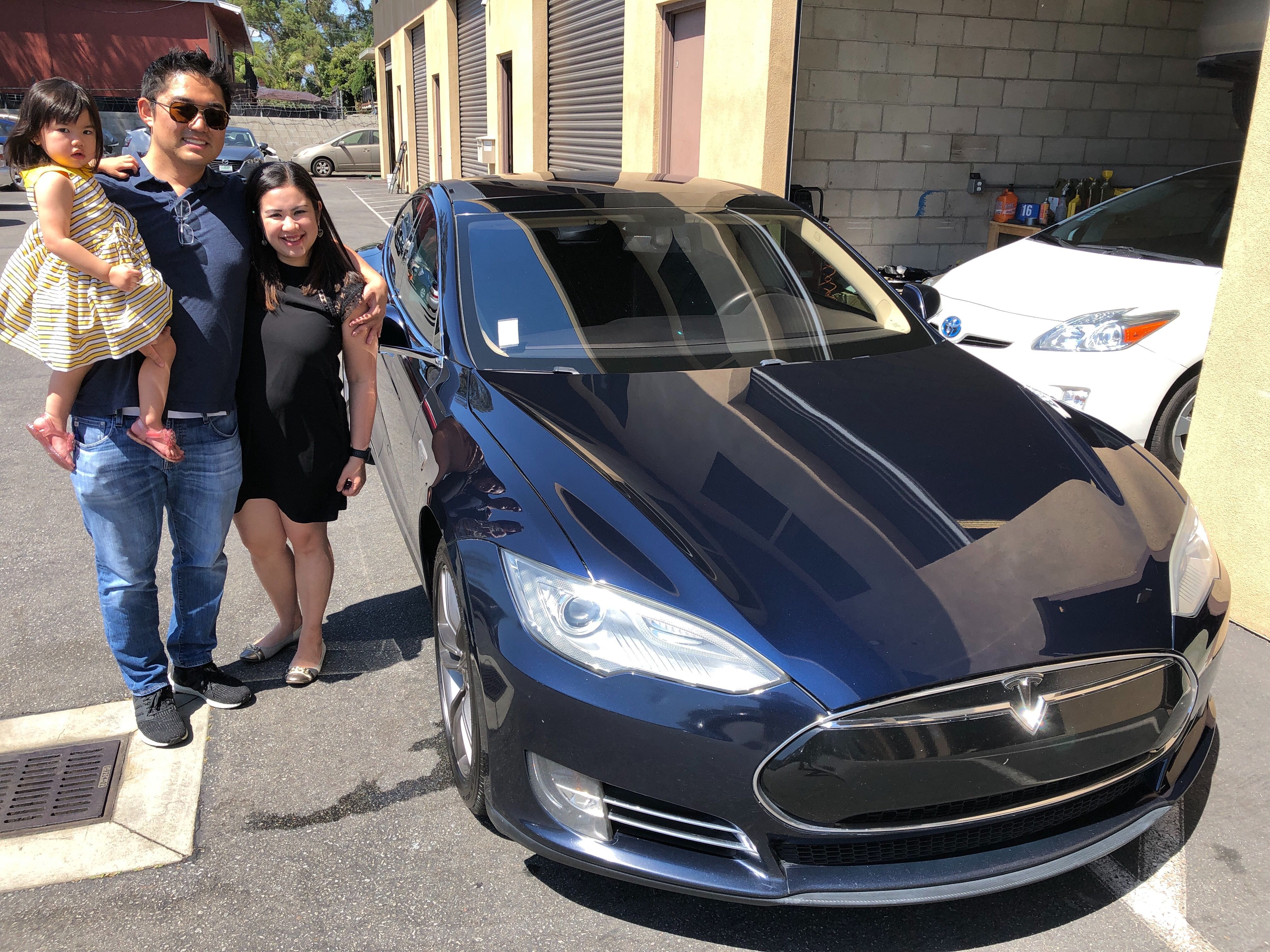 ガーデングローブ在住 M様 テスラのご購入ありがとうございます | Eco Drive Auto Sales & Repair